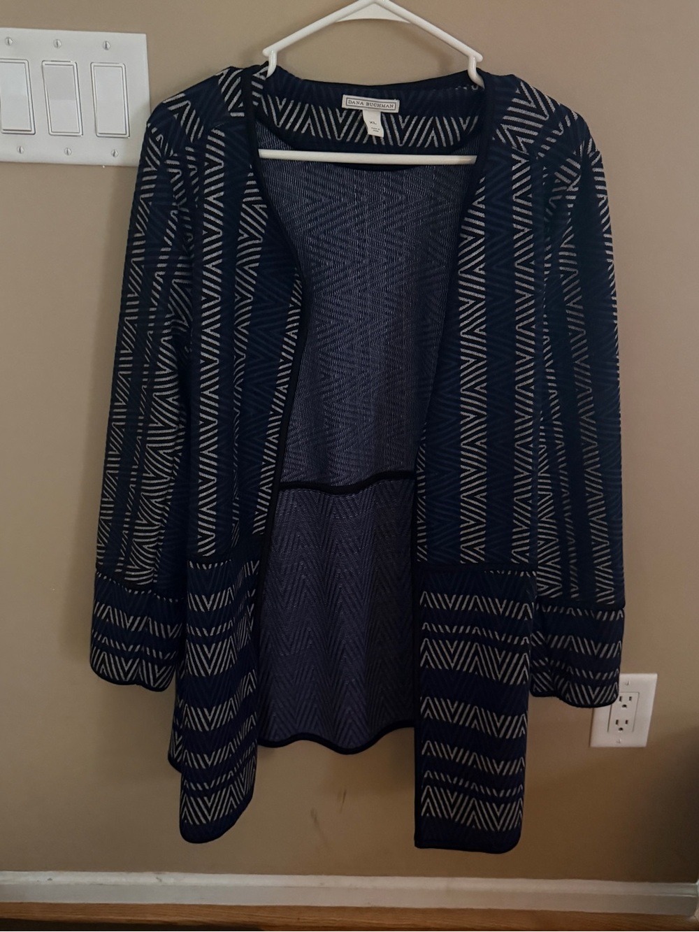 Dana Buchman Navy Black and White Open-Front Geometric Knit Cardigan